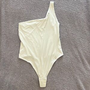 Lululemon bodysuit